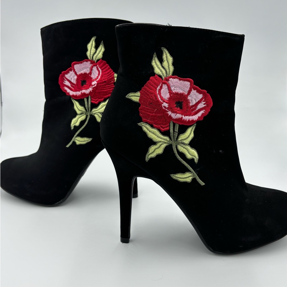 Floral Embroidered Black Ankle Boots